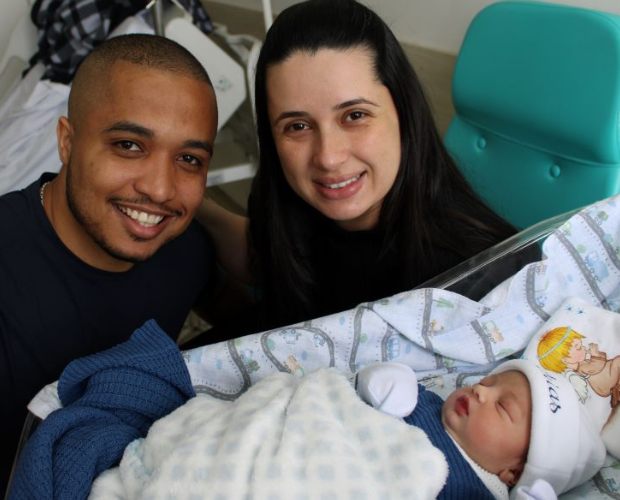 Pais agradecem cuidado humanizado oferecido na maternidade do CHSL